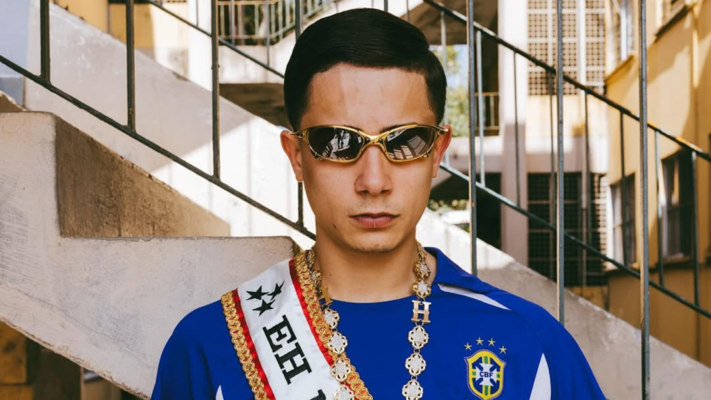 MC Hariel Kicks Off November With a Street-Driven  masterpiece